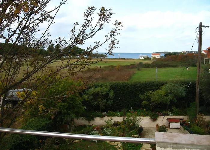 Branka Lägenhet Petrcane